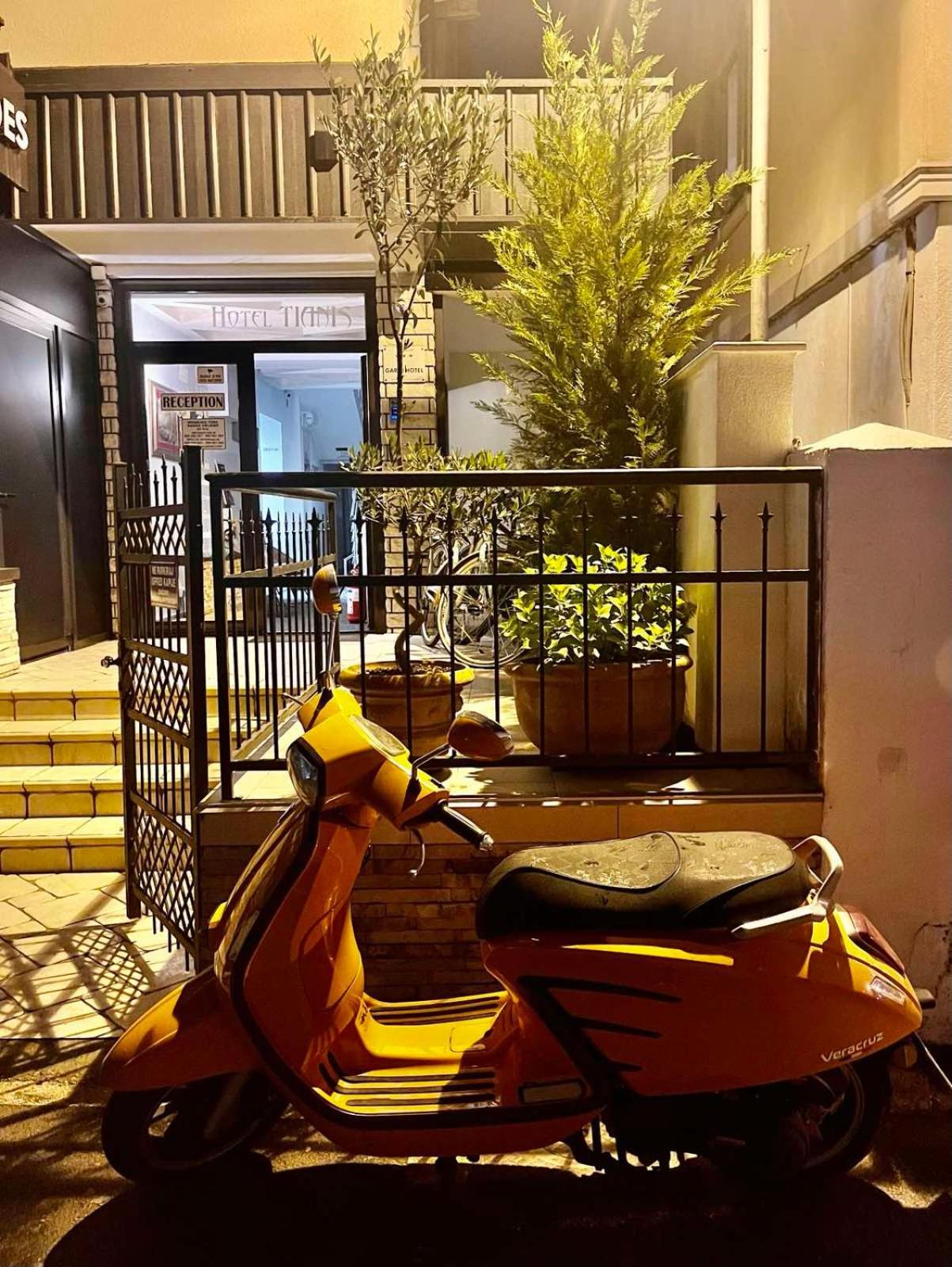 Garni Hotel Tianis Kotor Eksteriør bilde