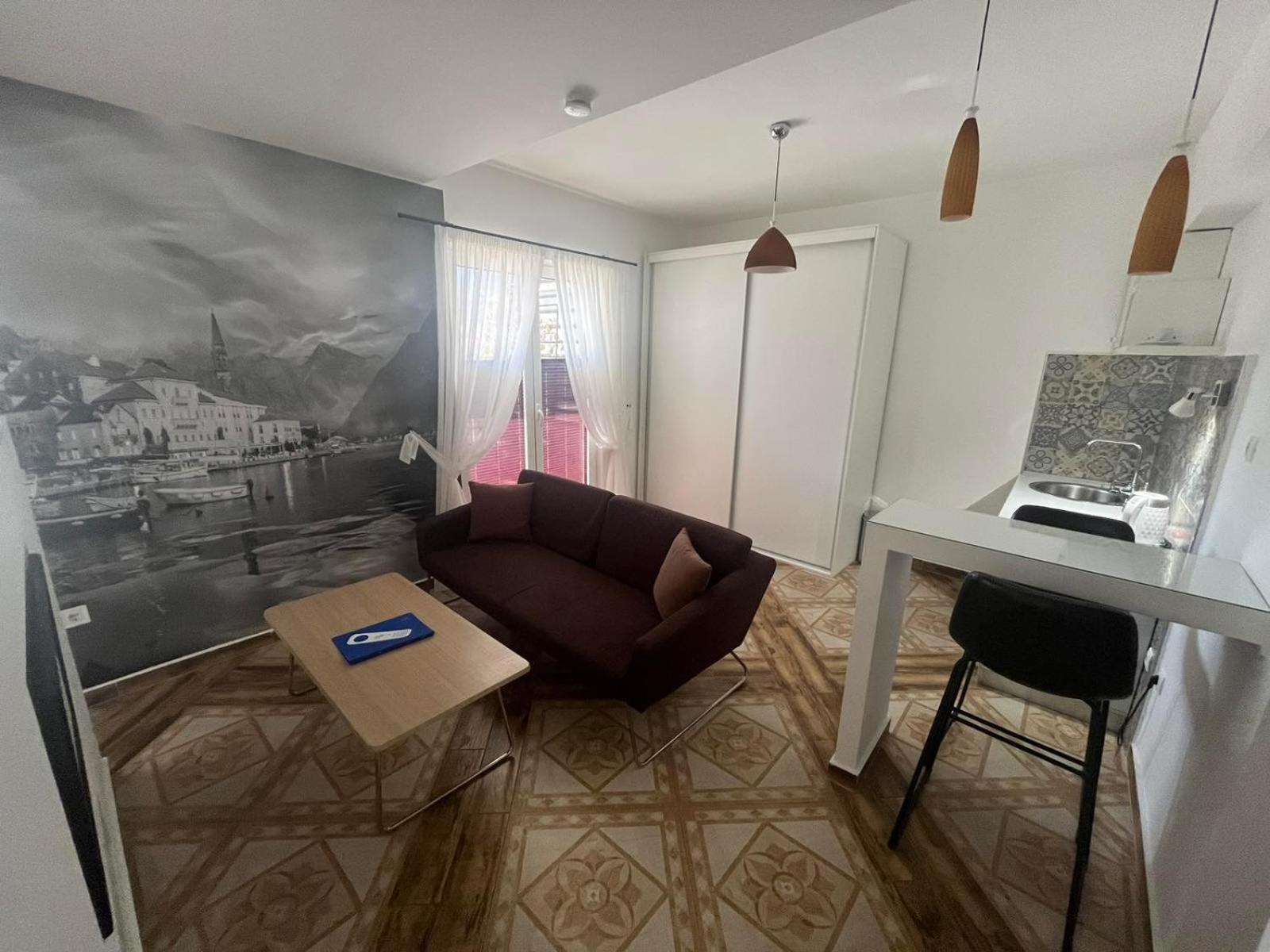 Garni Hotel Tianis Kotor Eksteriør bilde